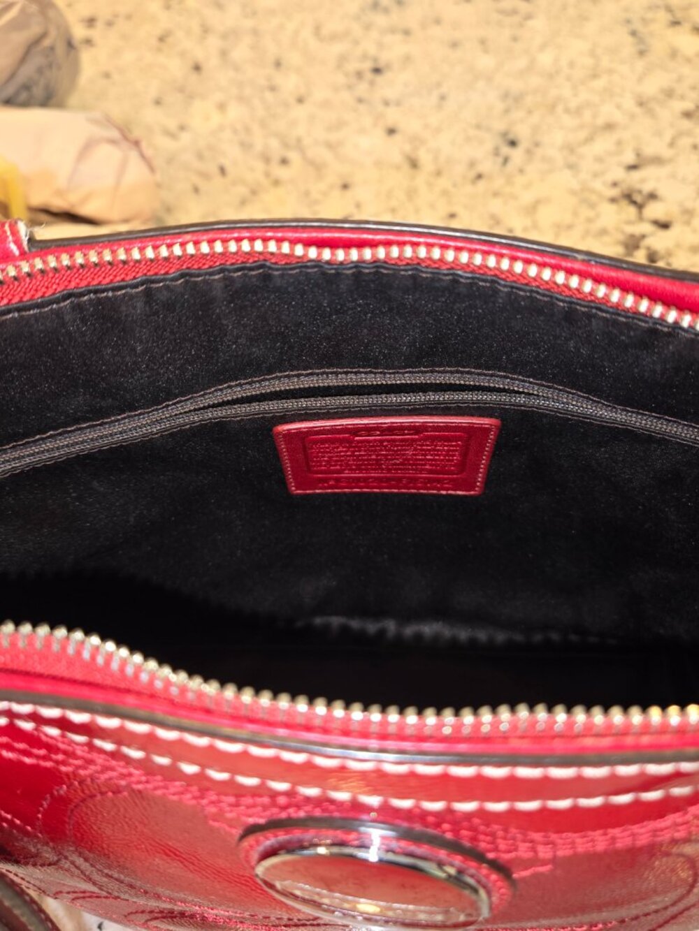 Coach F15142 Red Patent Leather Signature Embossed Tote Bag Crimson - Picture 5 of 8